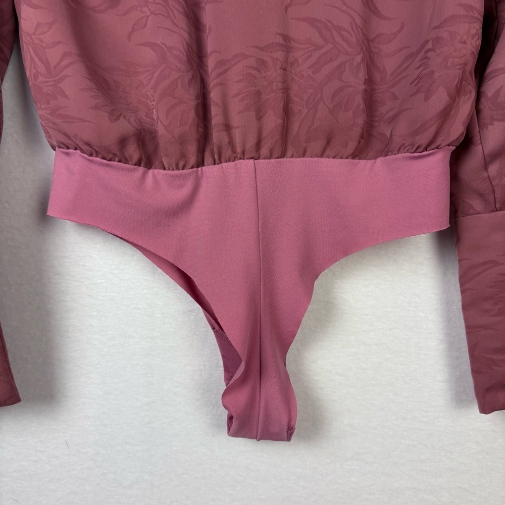 Favorite Daughter Pink V-Neck Blouse Bodysuit Feminine Coquette Quiet Luxury - Picture 7 of 7
